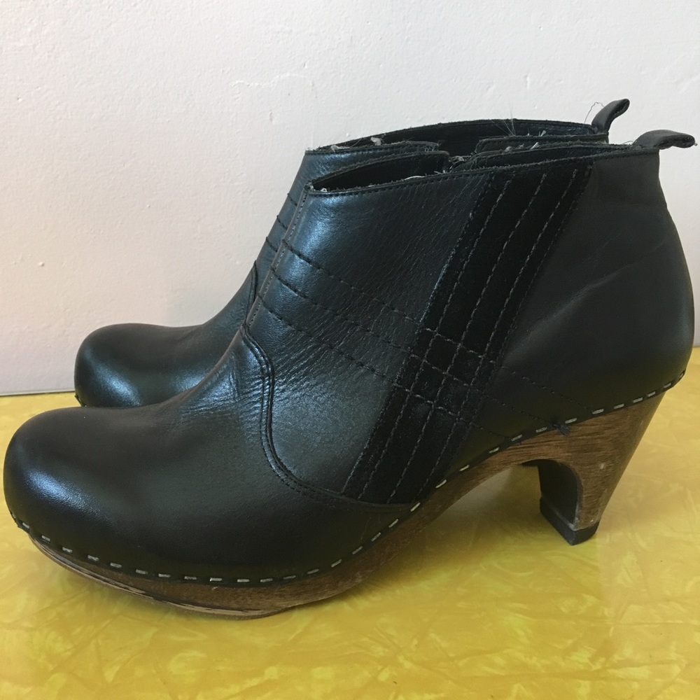 Schuler and Sons Philadelphia Leather Booties
